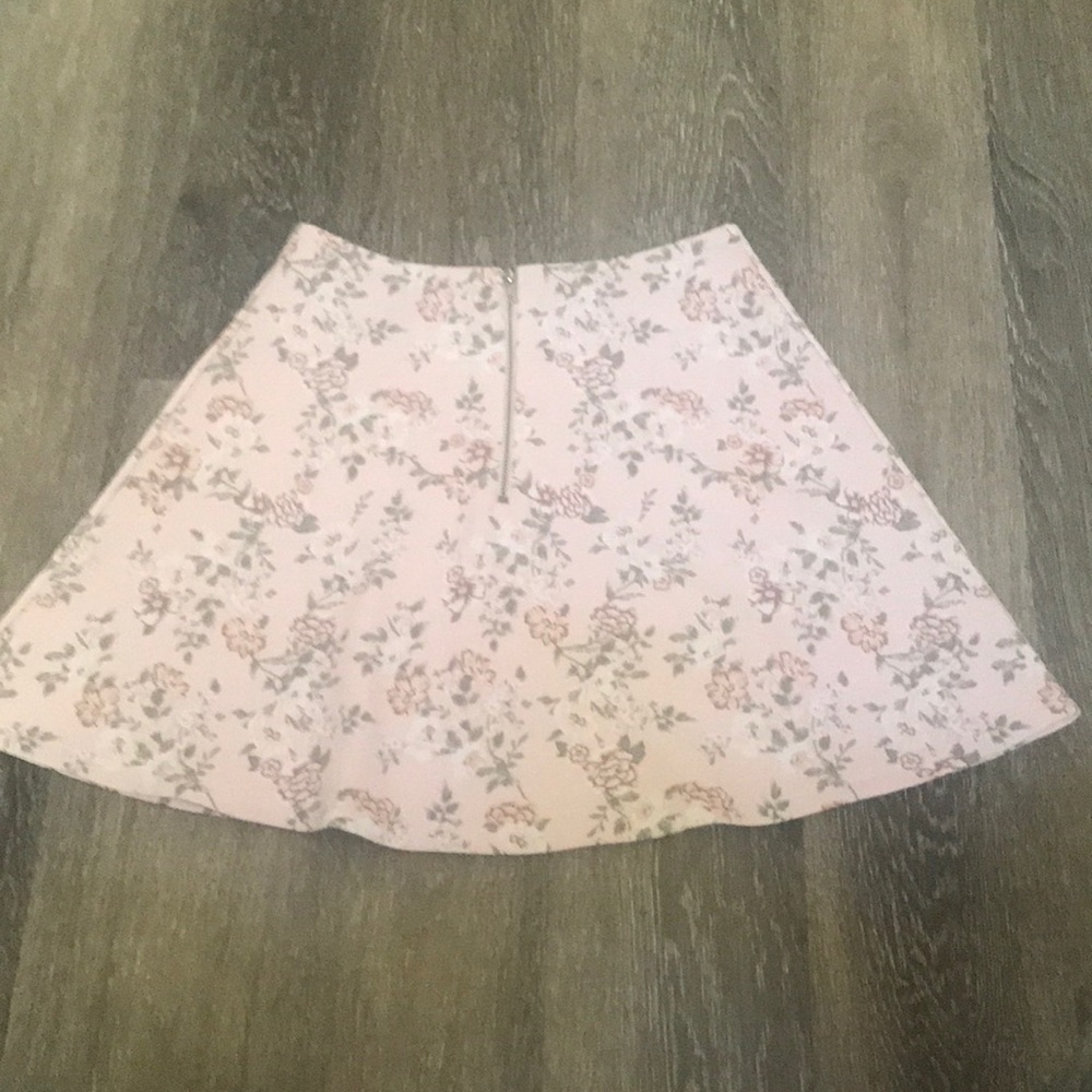 Forever 21 Floral Print Scuba Skater Skirt - Picture 4 of 7